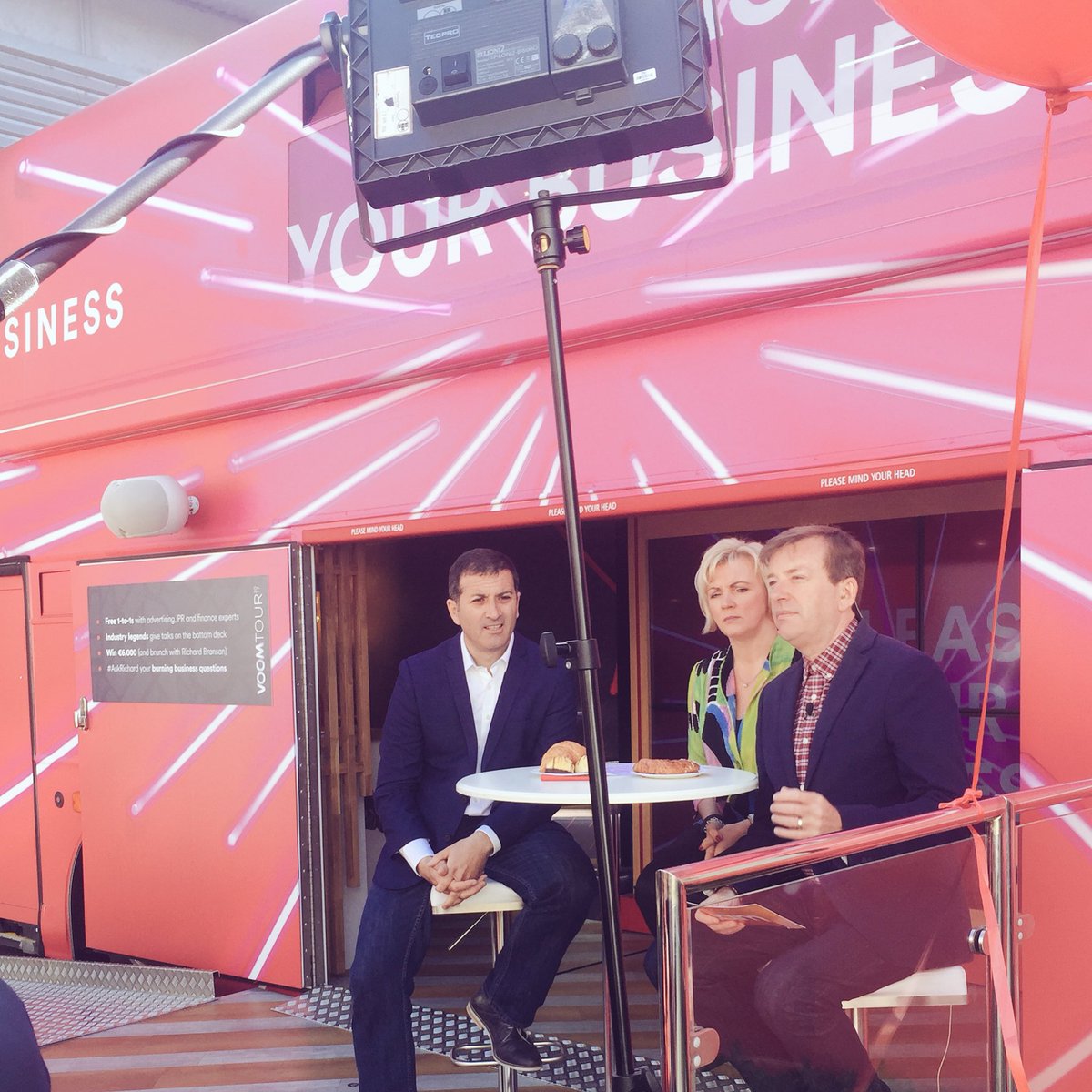 branCREATVE's tweet photo. @IrelandAMTV3 gang here in @TheRDS for @techconnectlive with @VirginMediaIE #TCLIVE17 https://t.co/bXIkgCF9I0