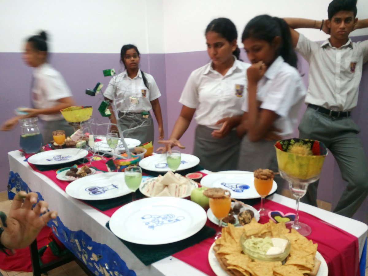 BSC_ShakesHse's tweet photo. Inter house Art Competition - 2017
Students made decorations and celebrated the birthday of the artist Niki de Saint Phalle.😀 https://t.co/mCnmBMPoZS