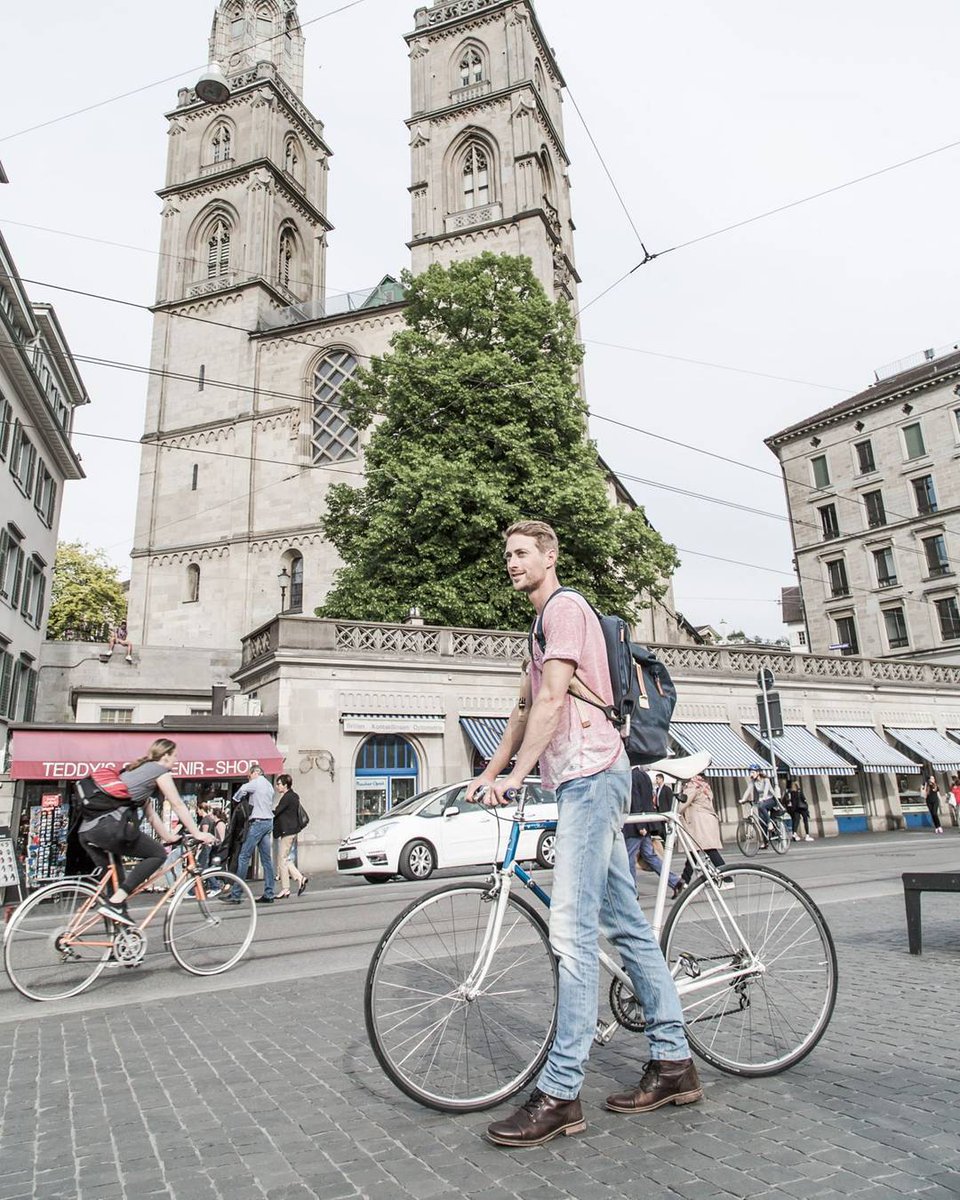 Cycling in Zurich – Some great shots from the past bike themed InstaMeet in Zurich. #VisitZurich #veloZH <a href="/provelozuerich/">Pro Velo Zürich</a>
