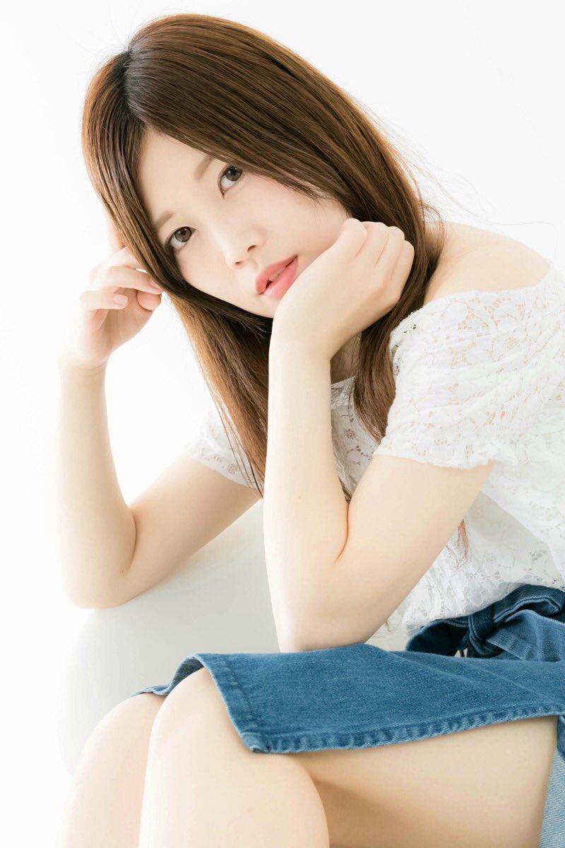 大人だから、
大人っぽく撮ってもらった📷🌟

(<a href="/Mocket2Studio/">モケモケスタジオ 東京</a> )