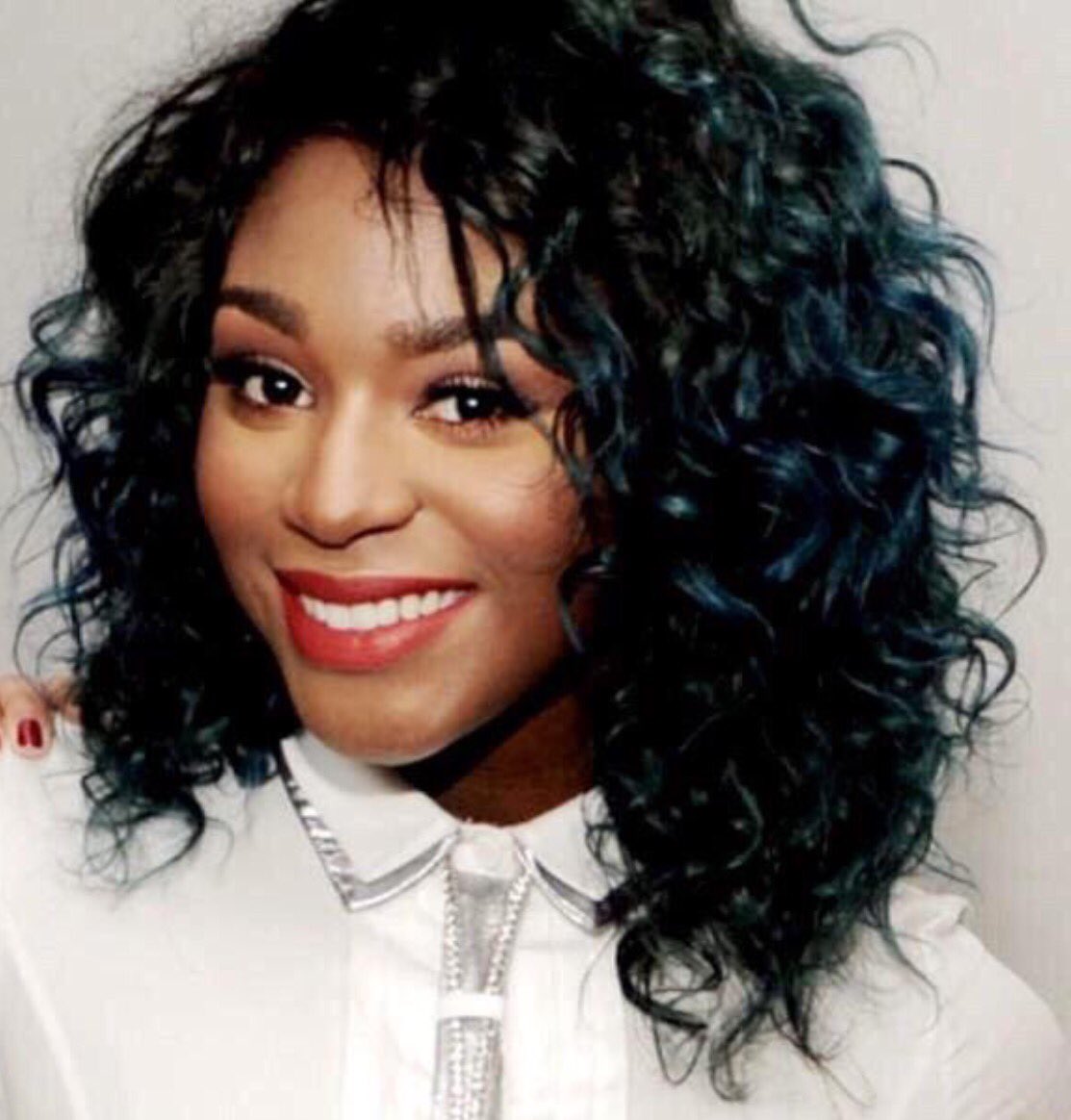 babs10pin's tweet photo. HAPPY 21st BIRTHDAY NORMANI KORDEI God Bless the family with a loving and caring young woman. Lots of 🙏🏽ers 💞hugs 💋s on your special day.🎈🎉🎁 https://t.co/z488bFTyrD