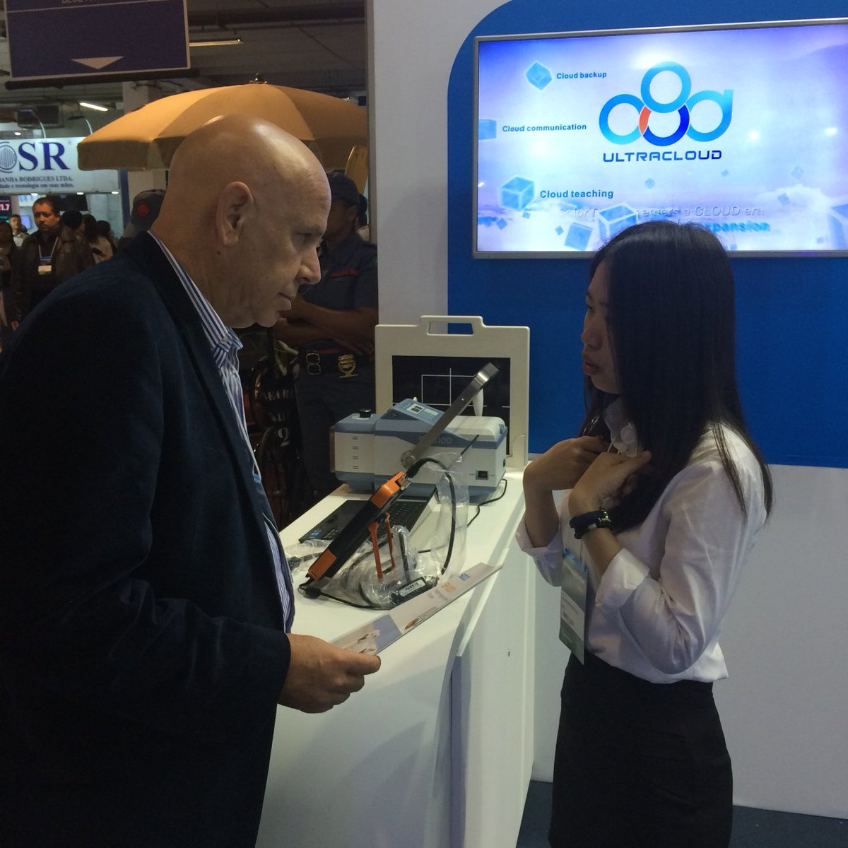 SIUIHealthcare's tweet photo. 4 days in #Hospitalar2017 has been amazing!Thank you all our dear visitors!We can't wait to see you next year! @Hospitalarfeira #ultrasound https://t.co/mZqiXcZhEd