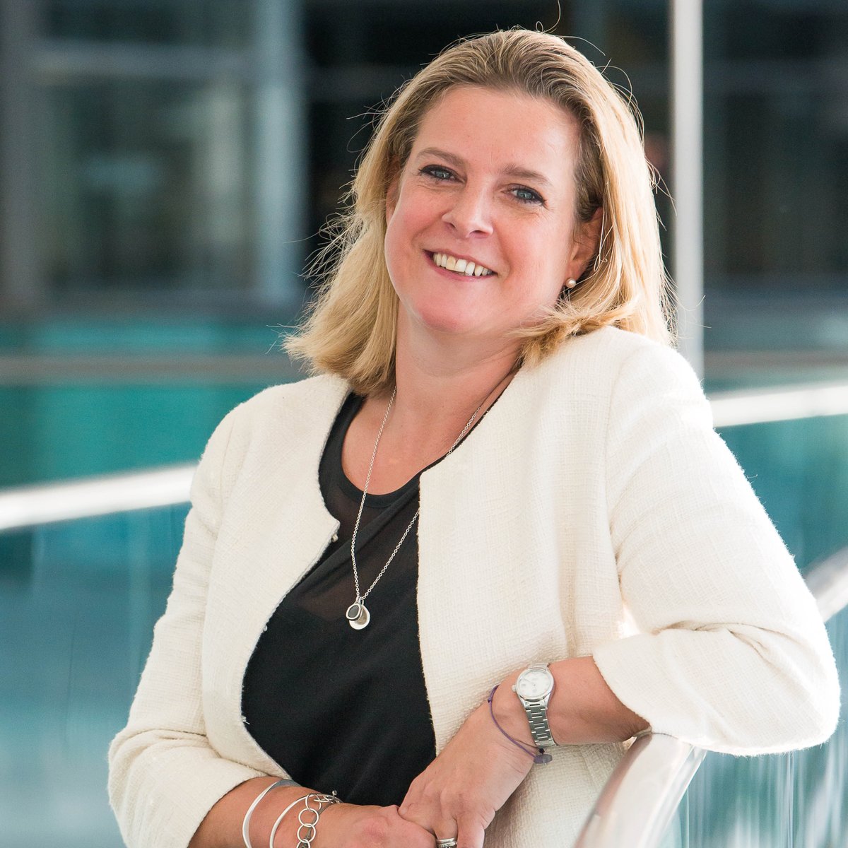 Absolute Inflight (@atinflight) on Twitter photo Looking forward to seeing <a href="/AbsoluteLyndy/">Lyndy Redding</a> today on <a href="/BBCWorld/">BBC News (World)</a> talking about us and the changing face of aviation food #oneabsoluteteam Looking forward to seeing <a href="/AbsoluteLyndy/">Lyndy Redding</a> today on <a href="/BBCWorld/">BBC News (World)</a> talking about us and the changing face of aviation food #oneabsoluteteam