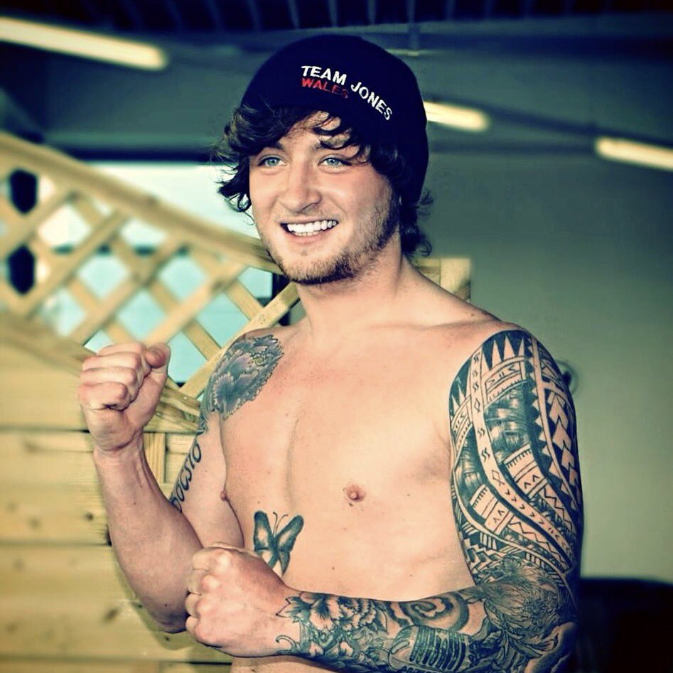 TeamJonesBoxing's tweet image. Throw back to my first press conference 3 years ago. How time flies 💨#throwback