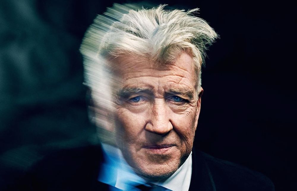 PremiereFR's tweet photo. David Lynch trouve que les trailers sont "nocifs" pour les films https://t.co/rokaBD6Exk https://t.co/trTAhsRng6