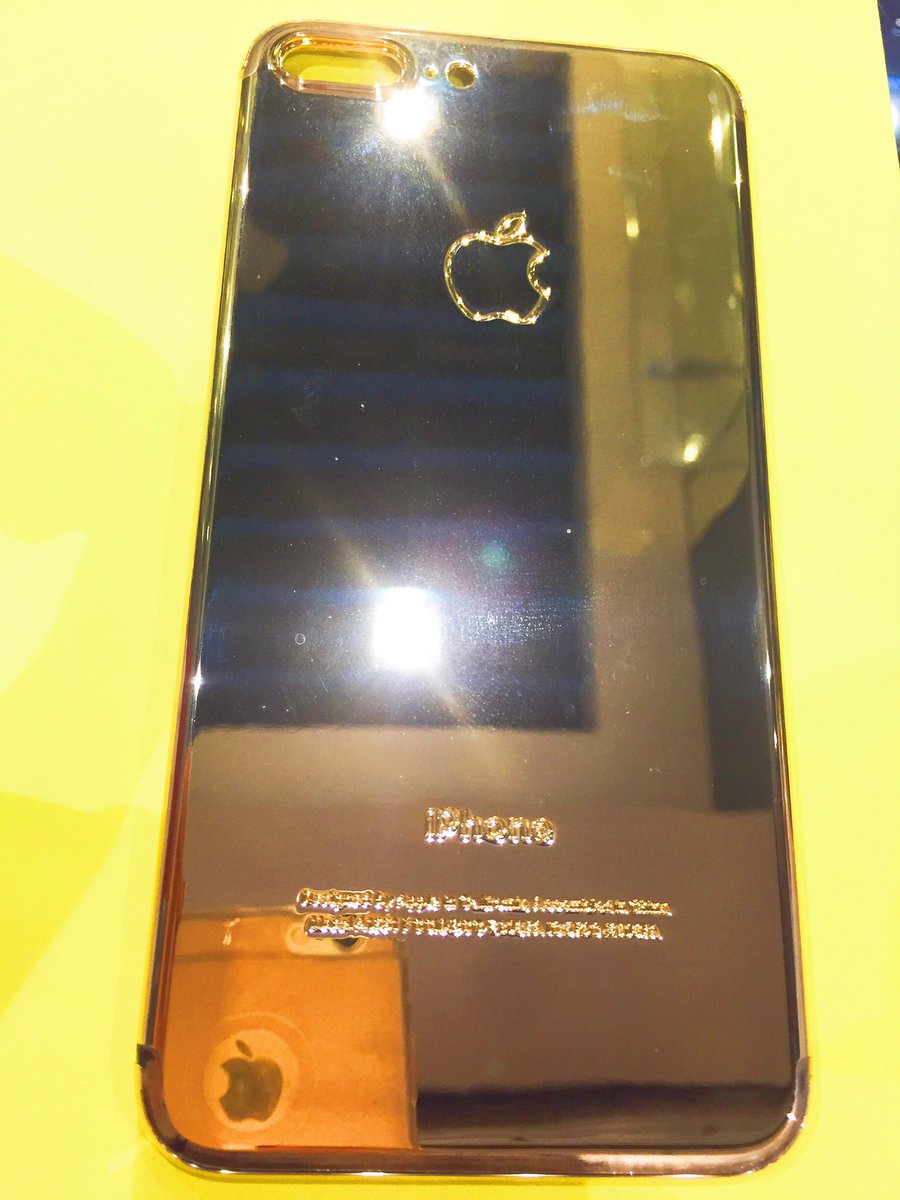 HenaChen's tweet photo. iPhone thicker 24ct gold https://t.co/svhNy7TxCE