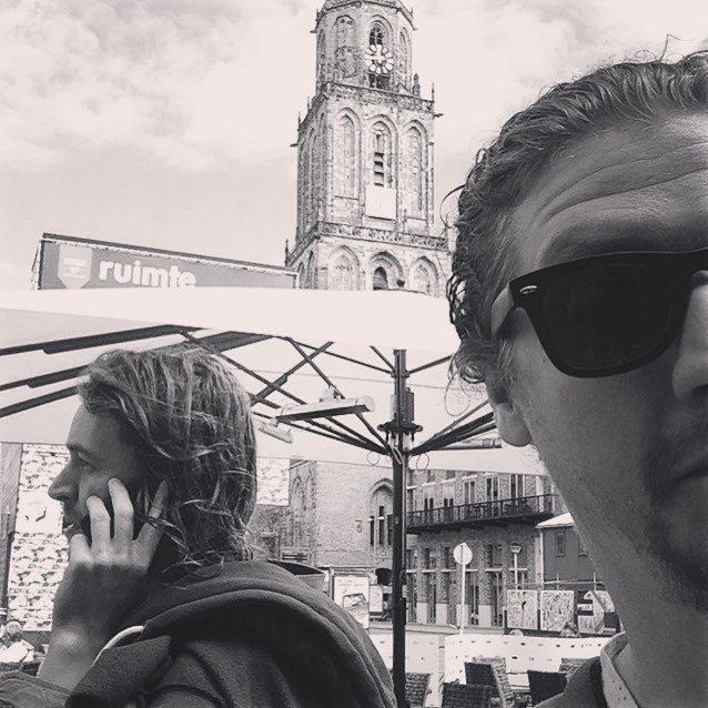 Doing some business in Grun!! Op naar Zwolle. Alle springers verzamelen in het Odeon Theater. #shakinggodspeed #springer #lalalala #ontbijt…