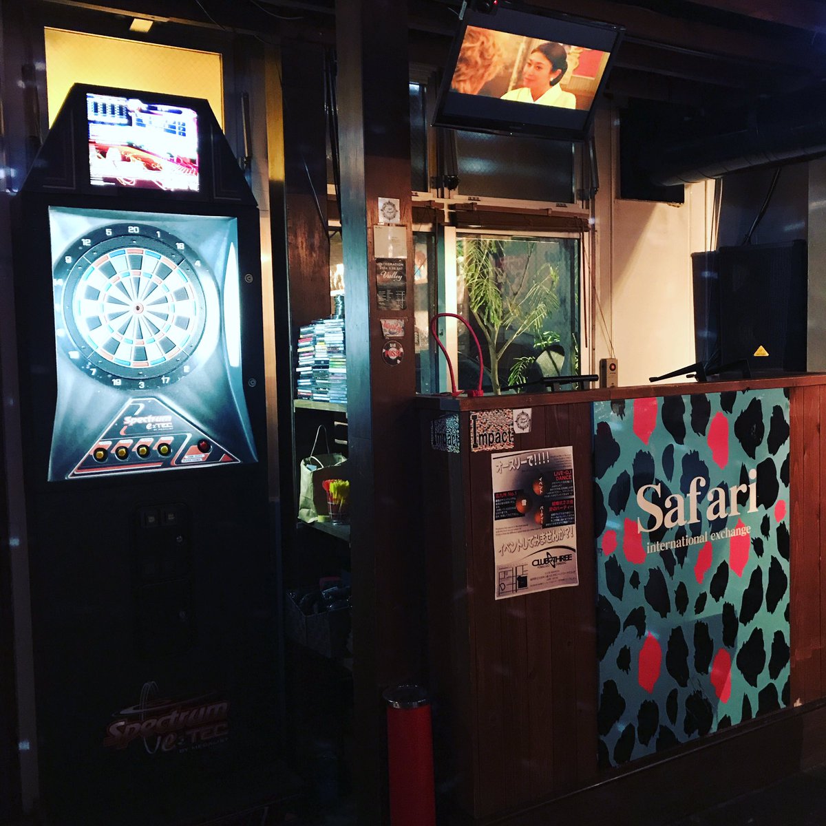 Safari_jp_093's tweet photo. 本日✌️ #crackerpocket #クラポケ でございます🤗
平日から遊んでしまいましょ👍お待ちしてます🙆♂️ https://t.co/xFJ2EMim97