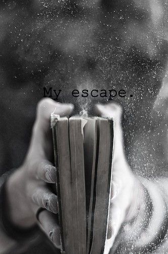 SanilSachar's tweet photo. Books are my passion and my escape from madness #Books #Escape #DreamWithEyesOpen https://t.co/0nafvPf3Xt
