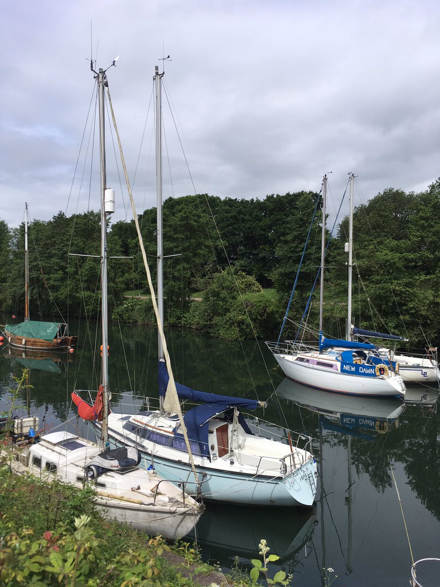 VisitDeanWye's tweet photo. Currently in Lydney Harbour, very tranquil and peaceful #deanwye #forestofdean #lydney #Gloucestershire https://t.co/8N0pesH8wn