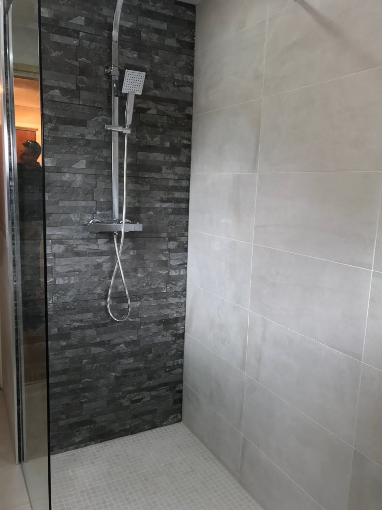 PureStyle33's tweet image. Latest bathroom by our wonderful fitting team #bathroom #Manchester #Lancashire #purestyle #darwen #kitchen