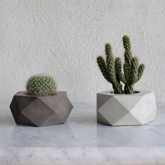 ecodecomob's tweet photo. Los #diy de #maceteros son un complemento perfecto para casa. Hoy vemos ideas de Maceteros de Hormigón,os encantarán https://t.co/iWBOtg7jEM https://t.co/LJh3lkjTD5