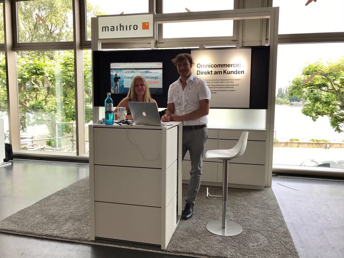 dominicveit's tweet photo. @maihiroGmbH zeigt real-time Marketing im Handel beim @SAP  #Handelsforum 2017. @sapcp #ymarketing #c4c #ycommerce #hybris https://t.co/ehR8oV2m9k