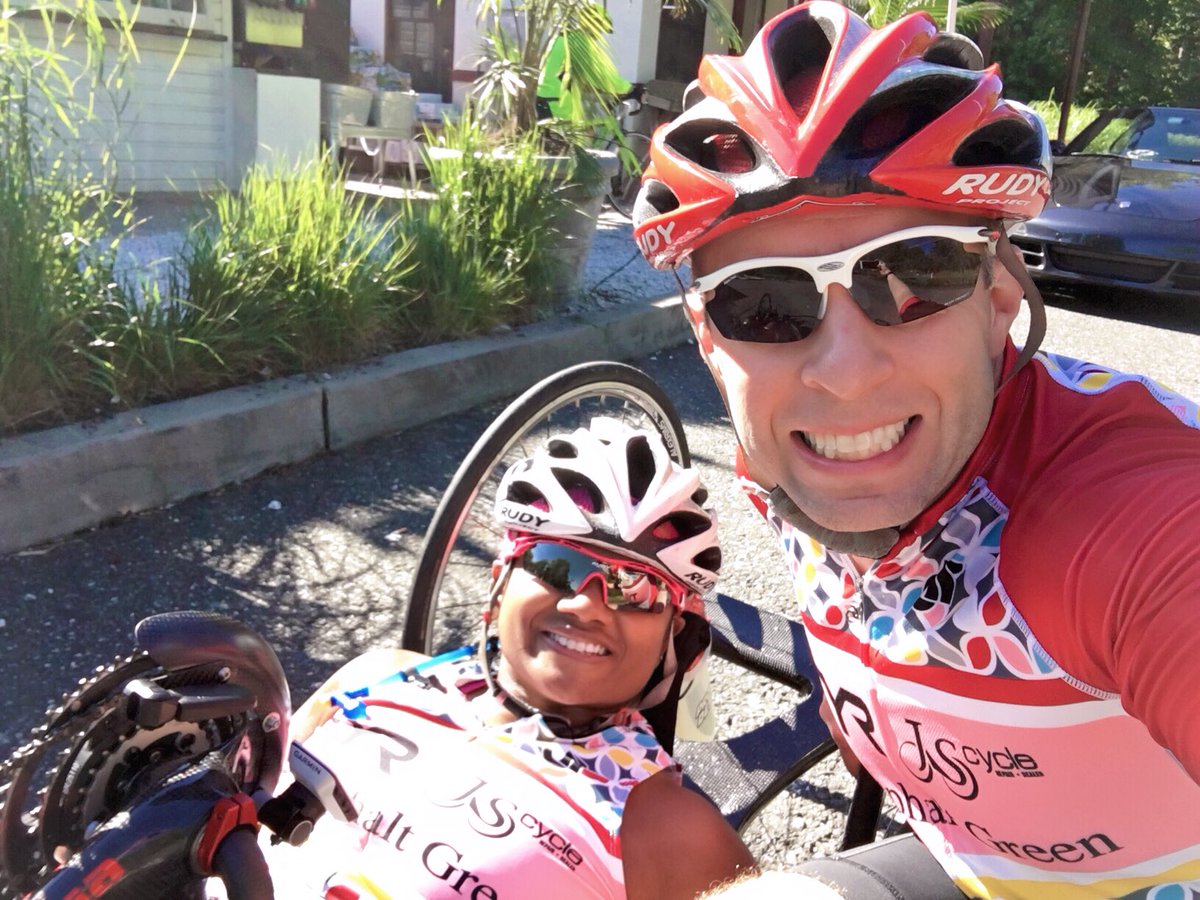 mindadentler's tweet image. Getting our miles in! #TeamTYR #Champsys @asphaltgreen #CommitToTri @WhyWeTri JandSCycles