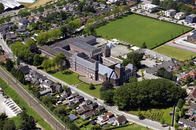 Nieuwbouw voor Nuts- en Franciscusschool bij Carmel in Oldenzaal dlvr.it/PHMY36