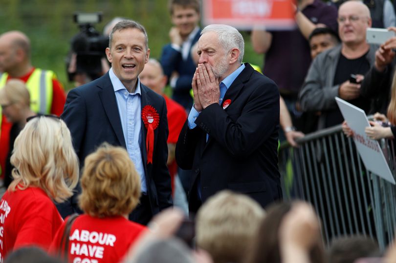 MirrorPolitics's tweet image. Confirmed: Jeremy Corbyn WILL make surprise appearance in BBC TV debate tonight
mirror.co.uk/news/politics/…