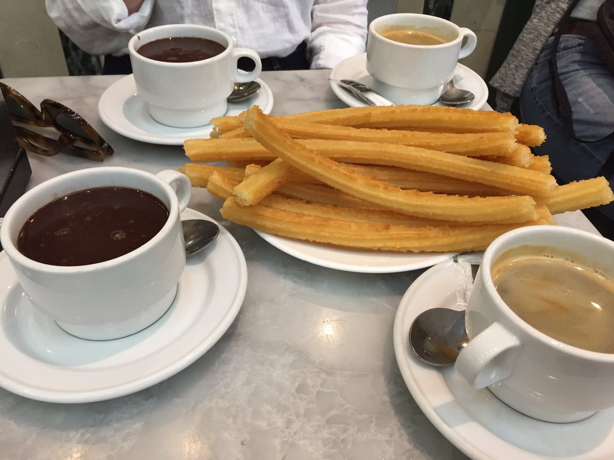 This is a portion for two! #chocolat #Madrid #breakfast #food