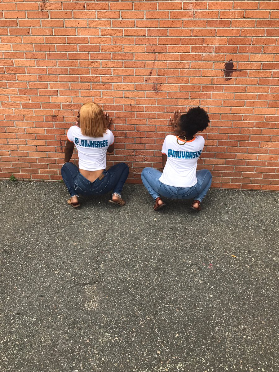 _Najhereee's tweet photo. Sissss 💕😛 yalll ready for us? #collegeday 📚 #vsu #vsu21 #21lit #thatsmybitchhh #roomieeeee https://t.co/tpylBCrBYL