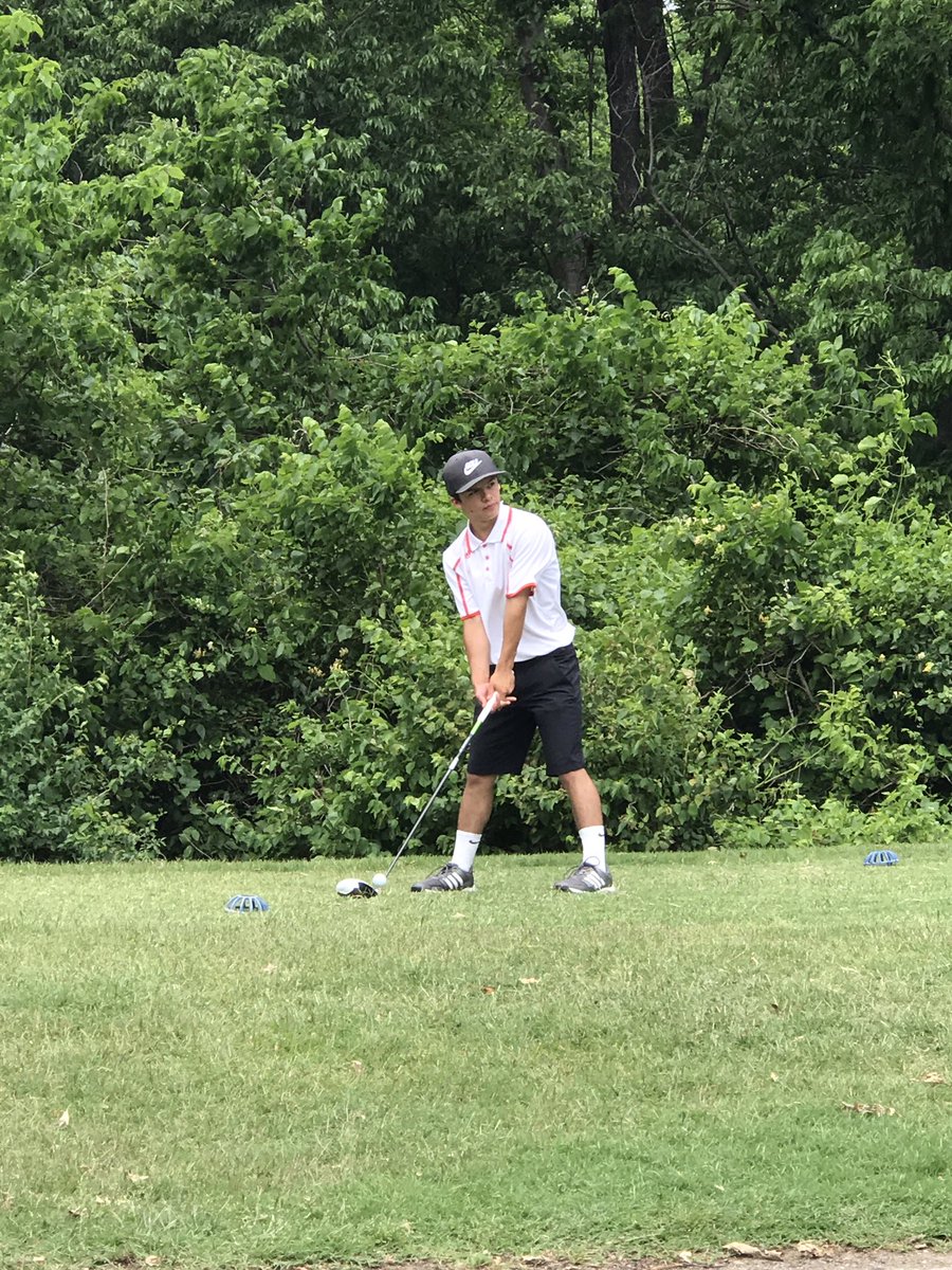 CubsHumboldt's tweet photo. Congratulations to Ryan Sellman for being All-League in Golf! Golf is determined by top 10 in the TVL tournament! https://t.co/KsEXK5OLvT