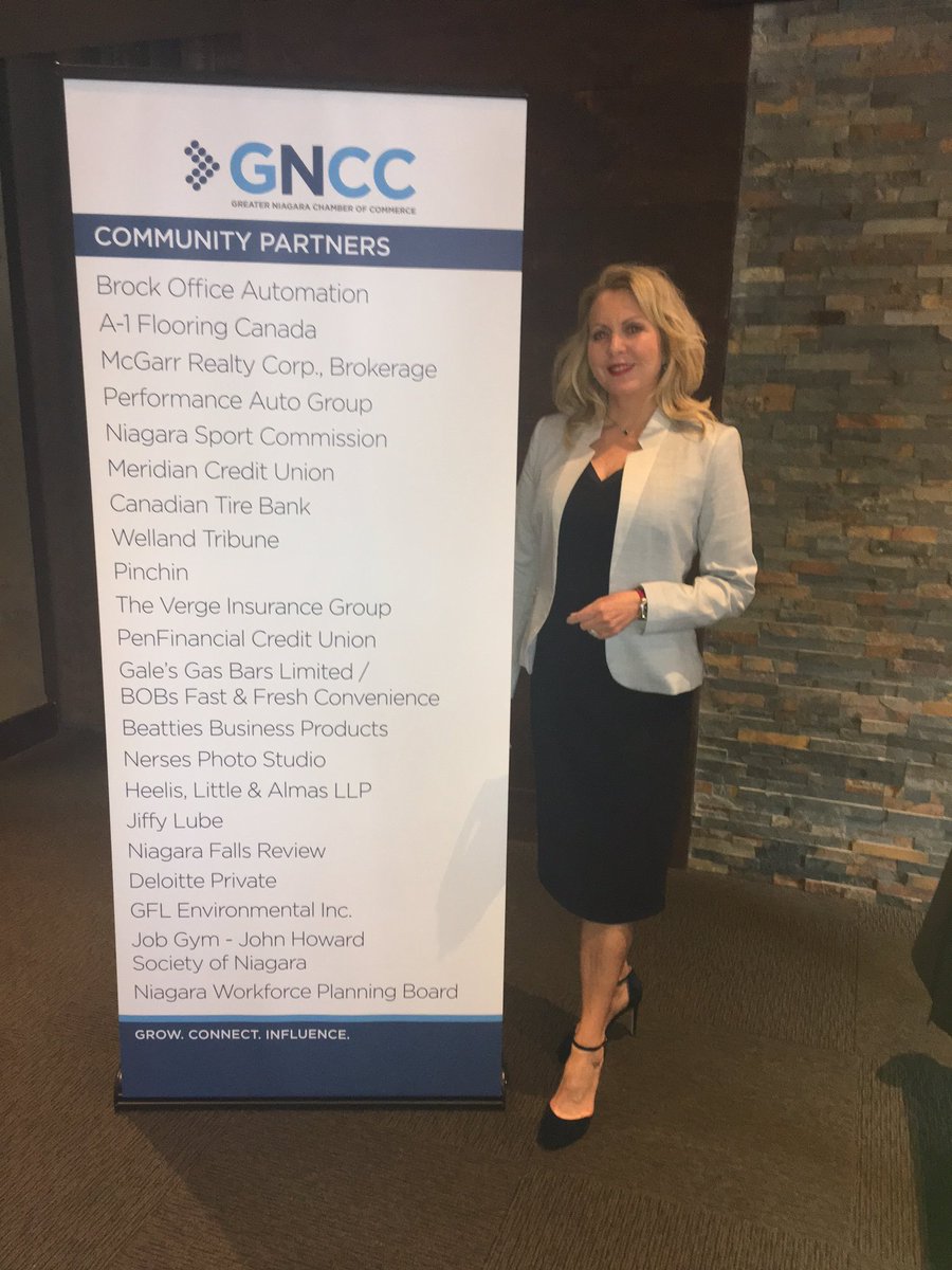 BarbJIDevine's tweet photo. Thank you for inviting me to speak at the Niagara Chamber event.  Great crowd! https://t.co/JJ1SHrEieM