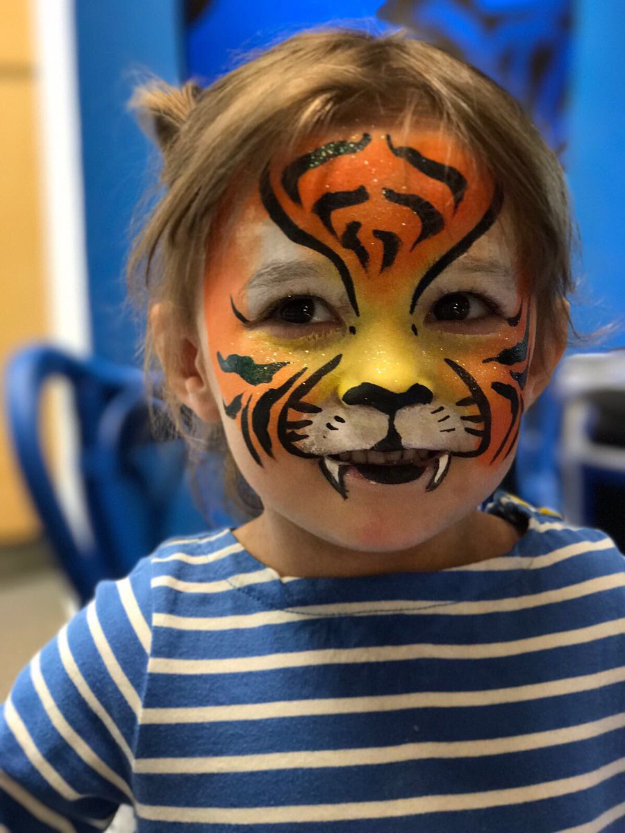 BethMozza's tweet photo. Can't beat a day out at @IKEAUK #freefacepaint #freeplaysessions #freetoshop #happybabyhappymama https://t.co/3bMbea9IR7