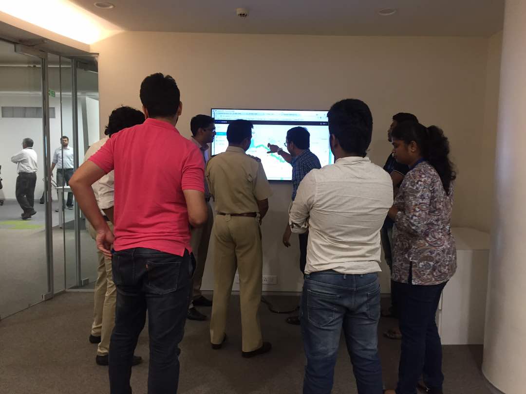 DigitalImpactSq's tweet photo. Shout out to @nashikpolice personnel who keep the city safe through the nights, getting trained on #Thirdi and getting #Rover sneak peak. https://t.co/2hbII9kkM6
