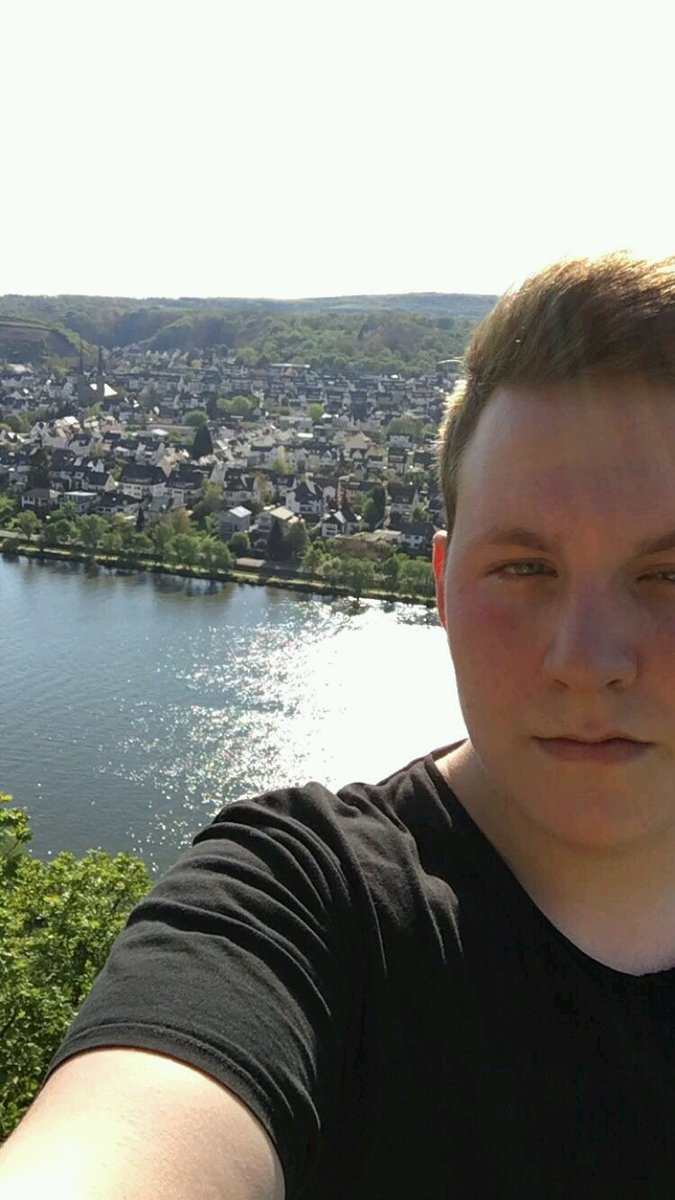 MichaelRech97's tweet photo. Our world is so beautiful, we must protect it! 🌍
#doitforabetterworld #likeforfolow #likeforlike #tweetandbeat #sunnydays https://t.co/6RUCJc2ryA
