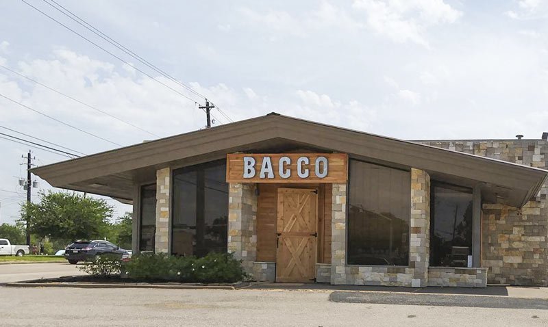 Tuscanized Former Dry Cleaning Spot on Brays Bayou Almost Ready for Its Restaurant Biz Re-Debut bit.ly/2rbOab7