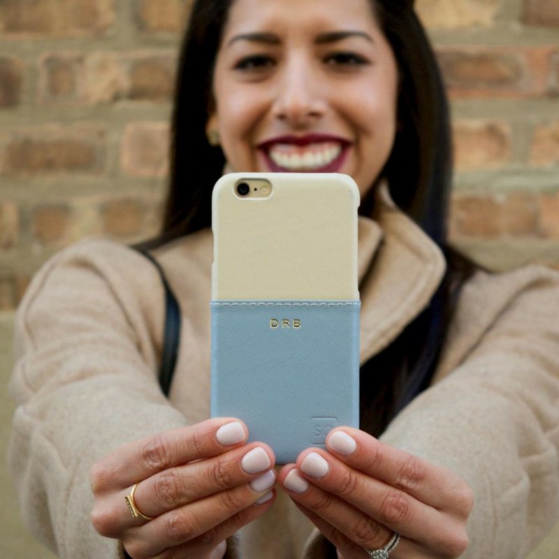 S0FRANCISC0's tweet photo. @daysbyday Thanks for showing off the cutest #monogram !Gold on Sky Blue is 1 of the prettiest combo! <3 #SOFCase #luxury #iphonecase #case https://t.co/KWyDkYVx0T