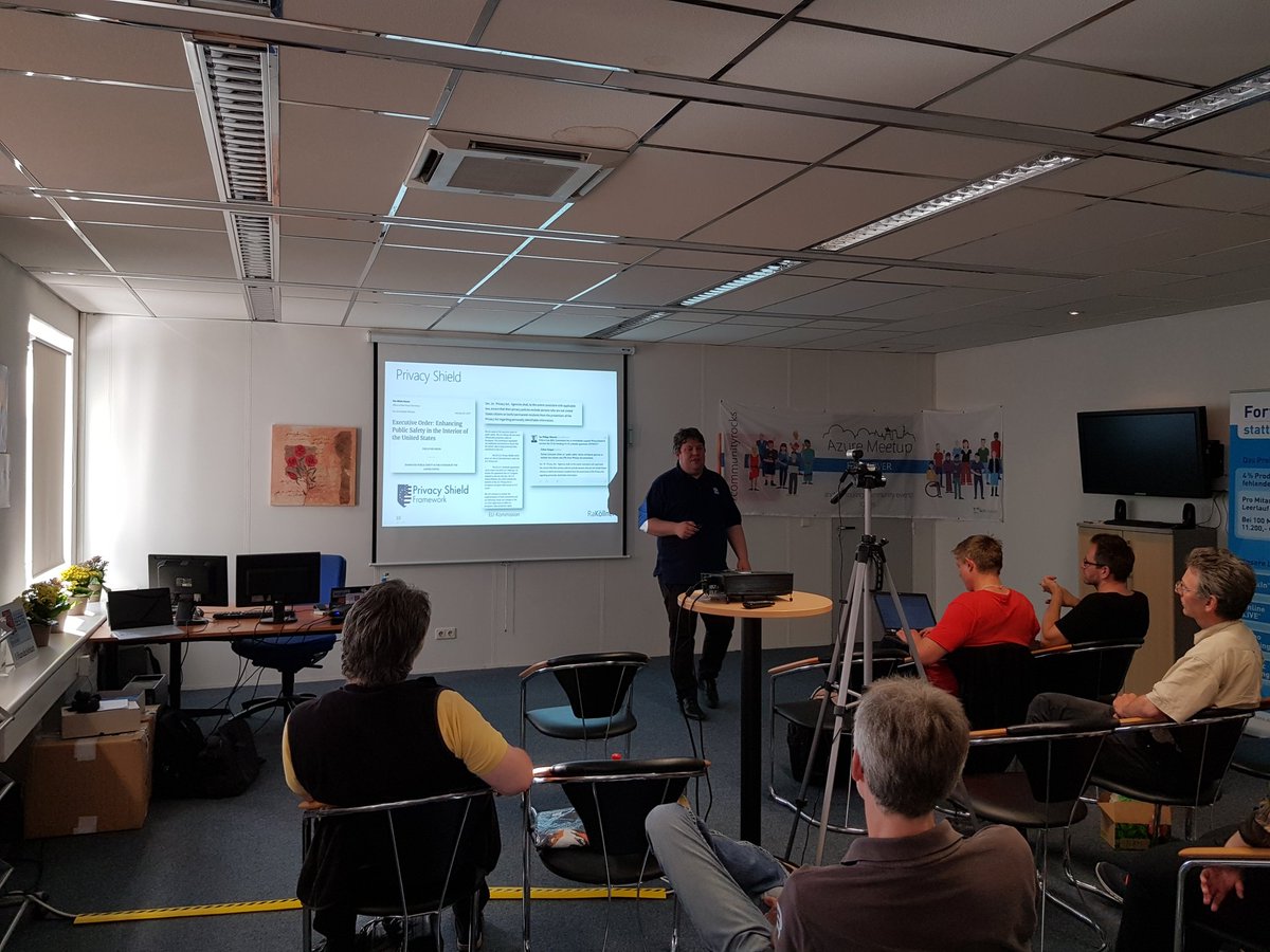Trockene Themen, heute spannend mit <a href="/Ra_Koellner/">Raphael Koellner #Copilot</a> #AzureHAJ #Azure #CommuntyRocks