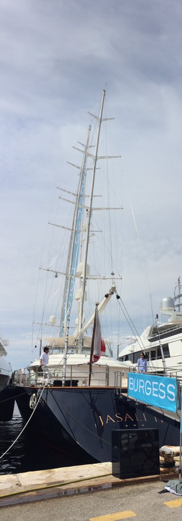 hannahchapelier's tweet photo. #ECPY Open Day in Nice - #MoonlightII #Saluzi #JasaliII #yachts #motoryachts #sailingyachts @BurgessYachts https://t.co/7w2LtcLByv