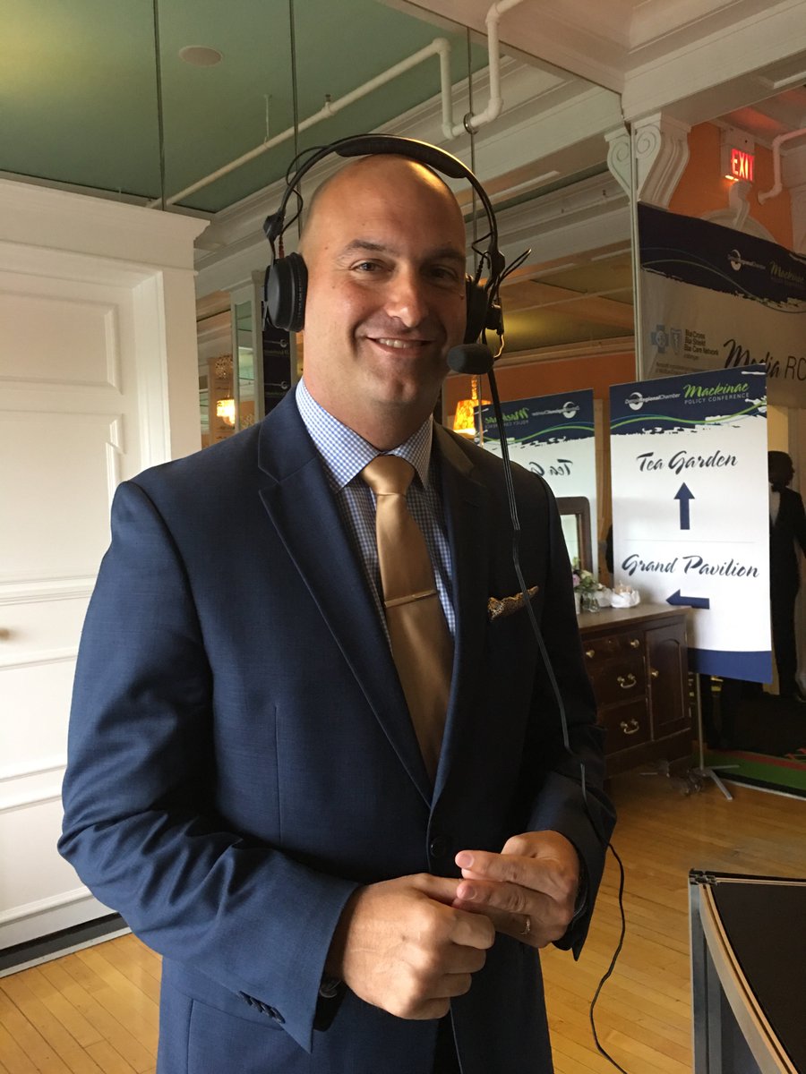 Robertanews's tweet photo. Just interviewed Detroit's new school boss, Dr. Nikolai Vitti. He is optimistic. His 4 kids will enroll in DPS. #pleasesucceed https://t.co/pTG3rbTmWO