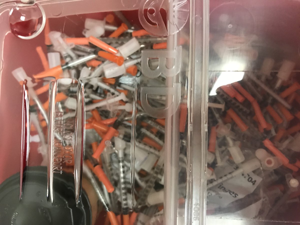 LFCHD's tweet image. We saw 148 people at Friday’s #needleexchange as we fight the spread of #hepatitisC &amp;amp; #HIV! #harmreduction #locallex #publichealth