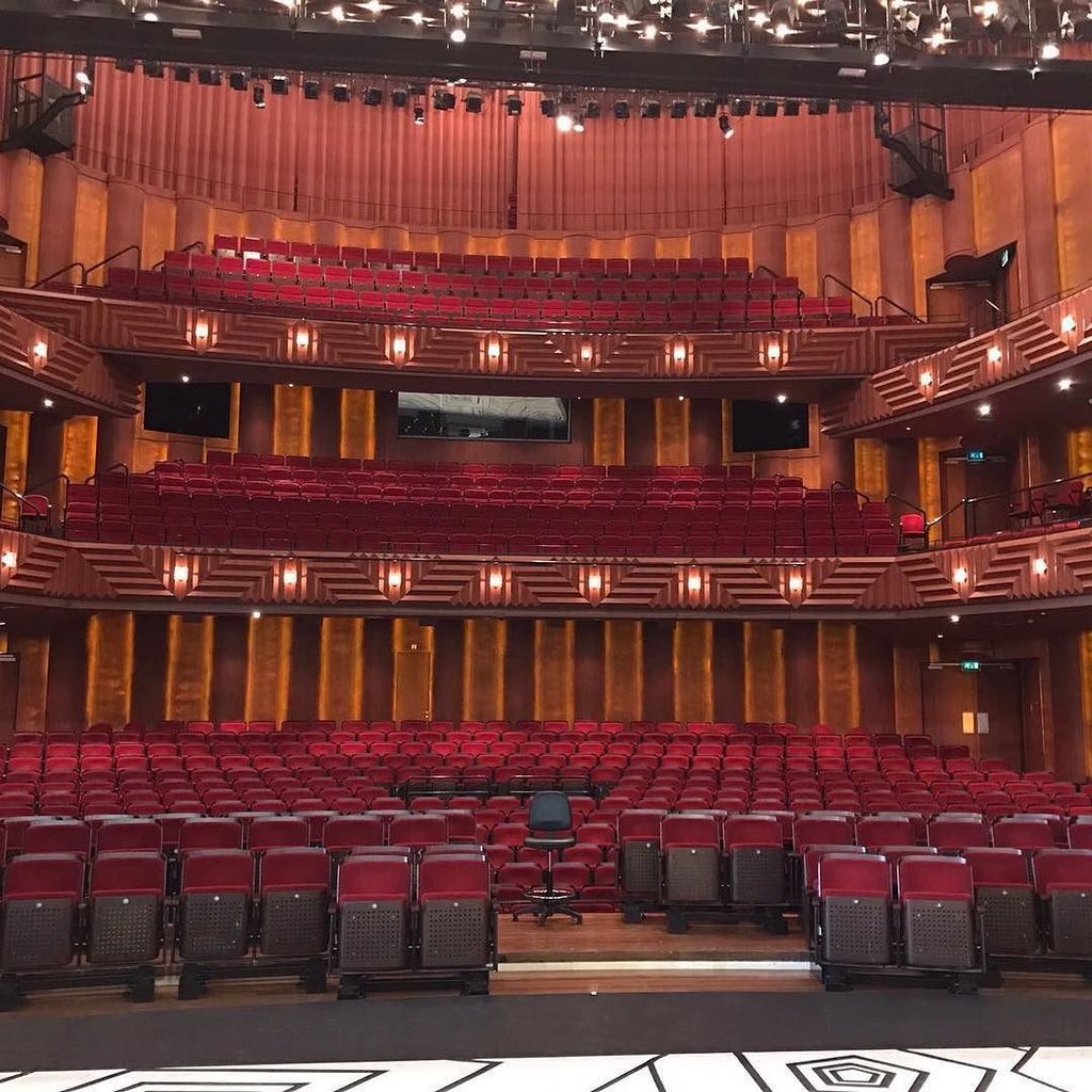 Wow, ons uitzicht voor vanavond: De Spiegel, Zwolle... er zijn nog kaartjes: bit.ly/ticketsrumspri… 
#shakinggodspeed #mooi #epic #despie…