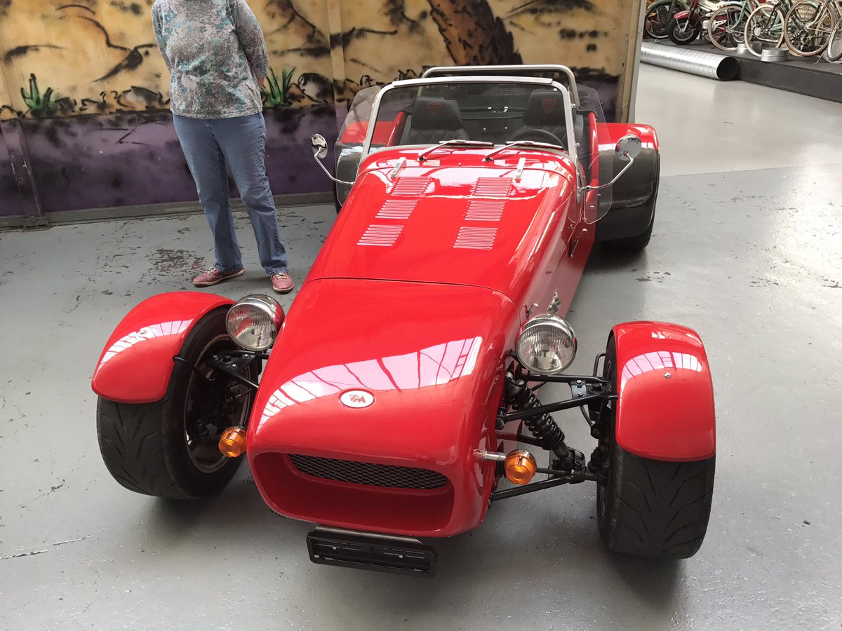 Klostifan1981's tweet photo. *anfütter* Ein paar Highlights von der #Oldtimergalerie in #Toffen https://t.co/022Rr78AN4