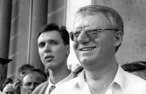 View image on Twitter