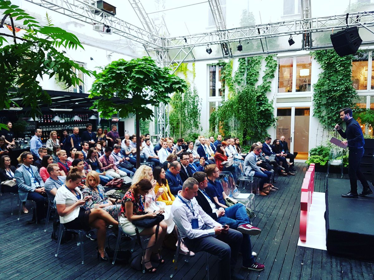 sociomantic_PL's tweet photo. Czas rozpocząć #DMH2017! #GetSuperPowered https://t.co/QsW8TMb50j