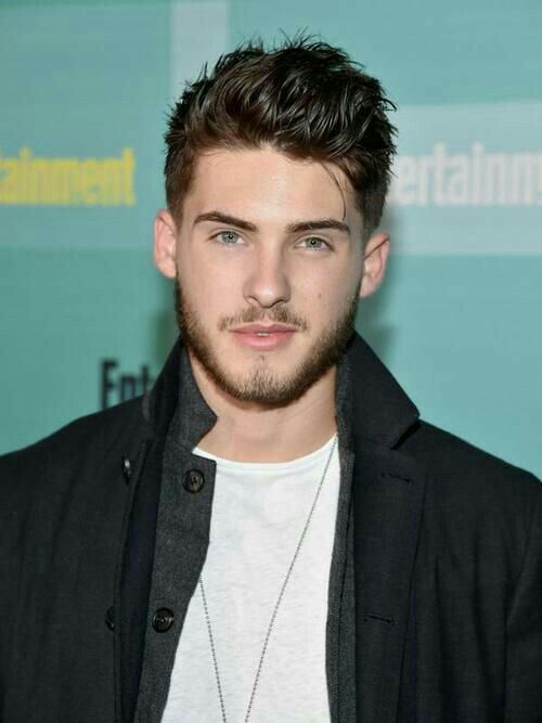 Name: Theo Brown
Age: 19
Love Interest  too Annabelle
Street Racer
FC: Cody Christian
@/DM