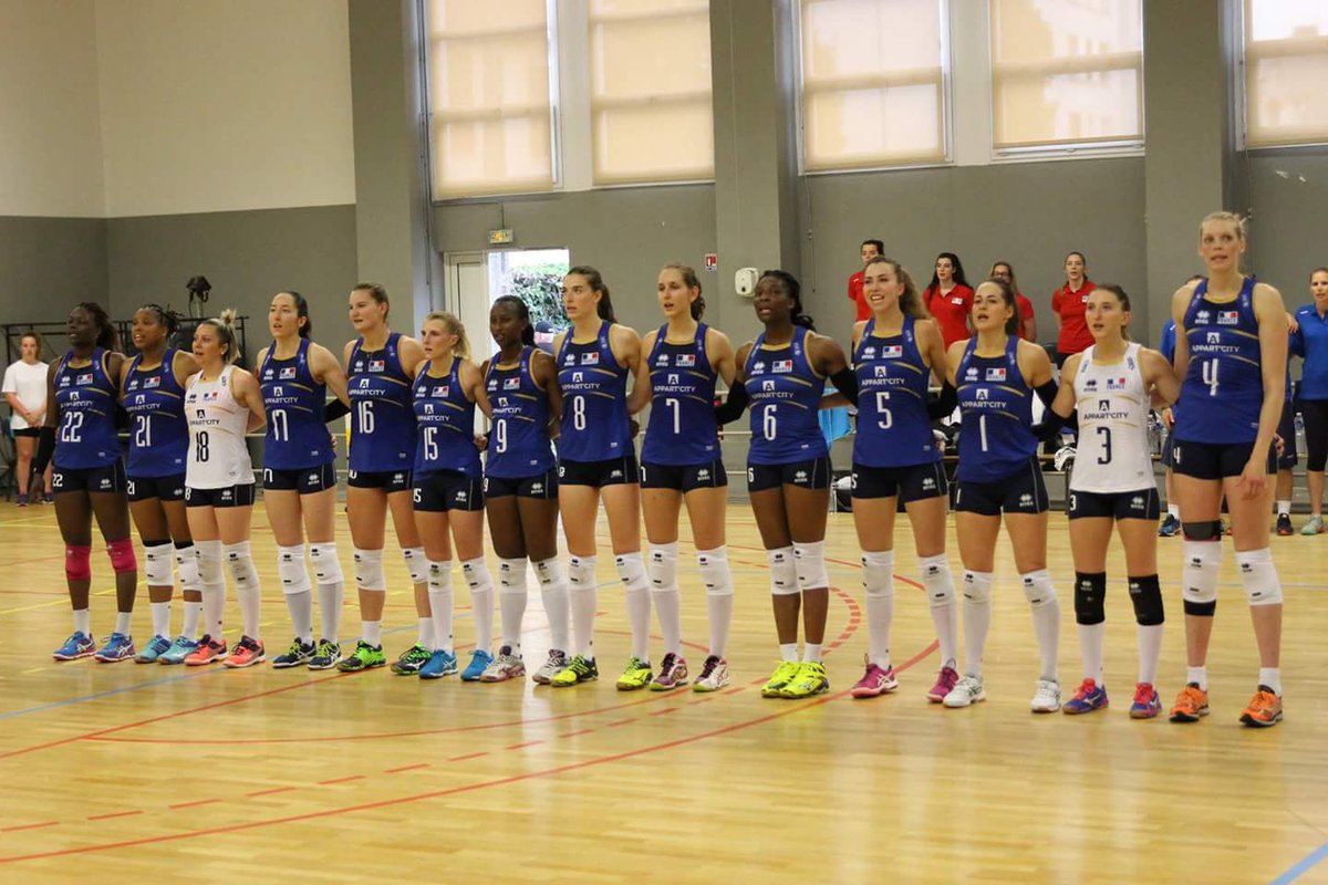 edfvbfeminin's tweet photo. Premier match des Bleues #TQCM contre la pays organisateur #FRAPRT à 17h30 heure locale #vivreaveclesbleues #edfvbfeminin https://t.co/F8Ef3lptmV