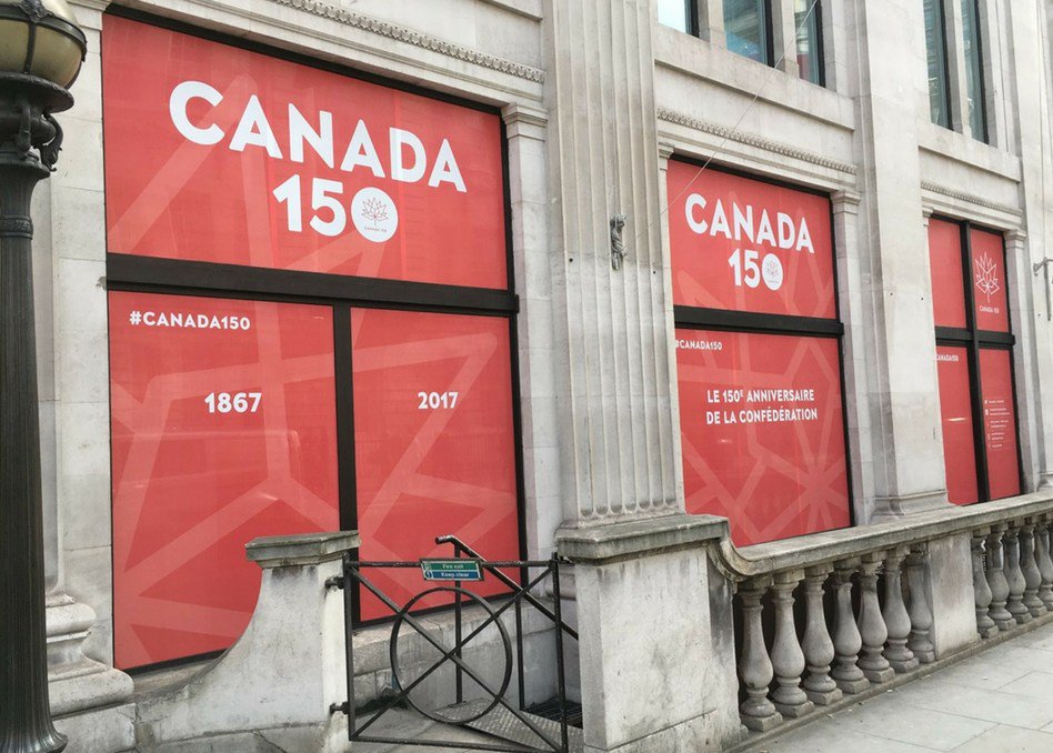 directionssign's tweet photo. Seeing red #canada #windowgrapics #contravision https://t.co/qiA7gfABuv https://t.co/pXT1LdKVfy