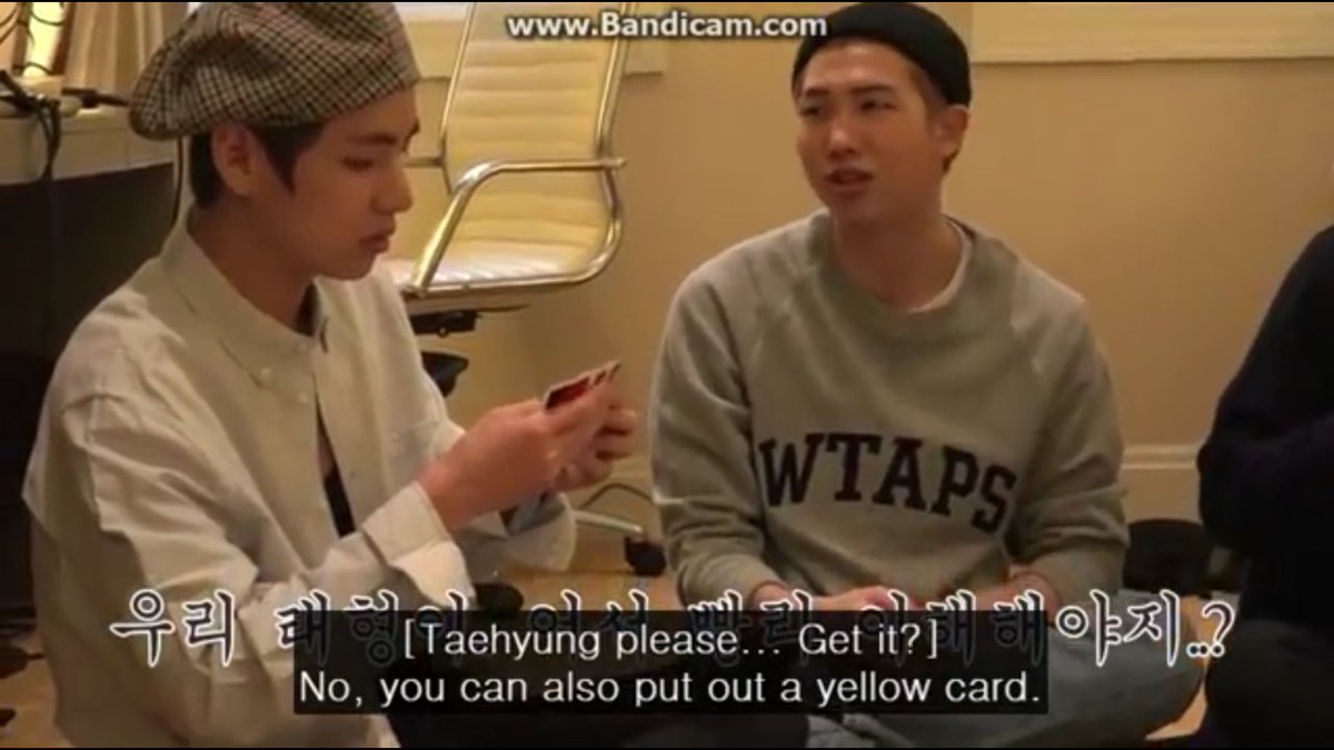 sanomasaya_desu's tweet photo. V DIDNT UNDERSTAND HOW TO PLAY UNO PART 1~ 😂😂😂😂 #BTS #RunBTS #RunBTSEp21
@BTS_twt @BANGTANCAMP https://t.co/jPpi7PBtph