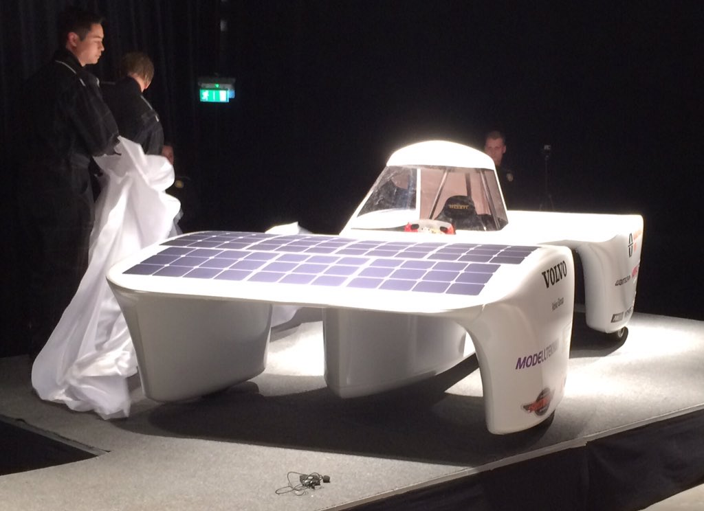 MRingvik's tweet photo. @VolvoGroupSE @malardalen_uni Here it is! WOW!! Good luck in Australia! @VolvoGroupSE @VolvoGroup @malardalen_uni  #MDHSolarTeam https://t.co/b7GzEBtP31