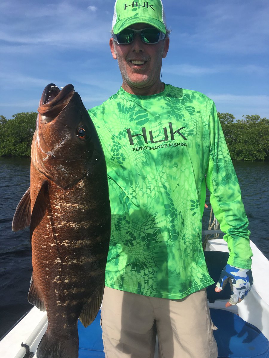 SMCheech's tweet image. @TrophyShots #cuberasnapper