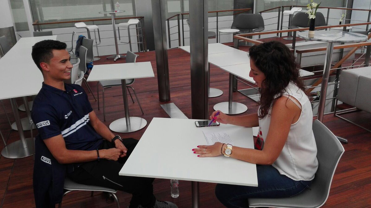 giselle_zm's tweet image. Aquí lo tienen, el #passgame con @PWehrlein 🤣 @F1LatinAmerica  youtu.be/OxwDj5JDud4 👀🔠