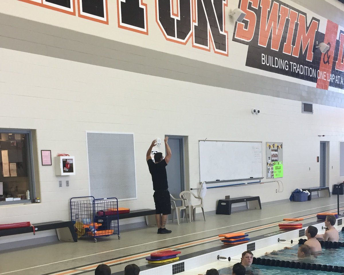 It's SWIM WEEK in PE classes!! BHS varsity swim coach Jason Black sharing some knowledge in the pool! <a href="/BrightonK12/">Brighton Area Schools</a>