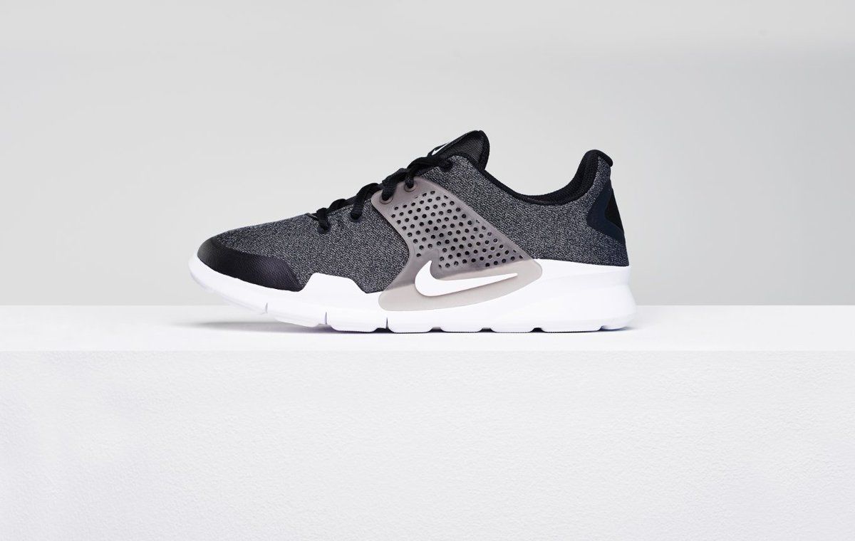 nike mens trainers sports direct