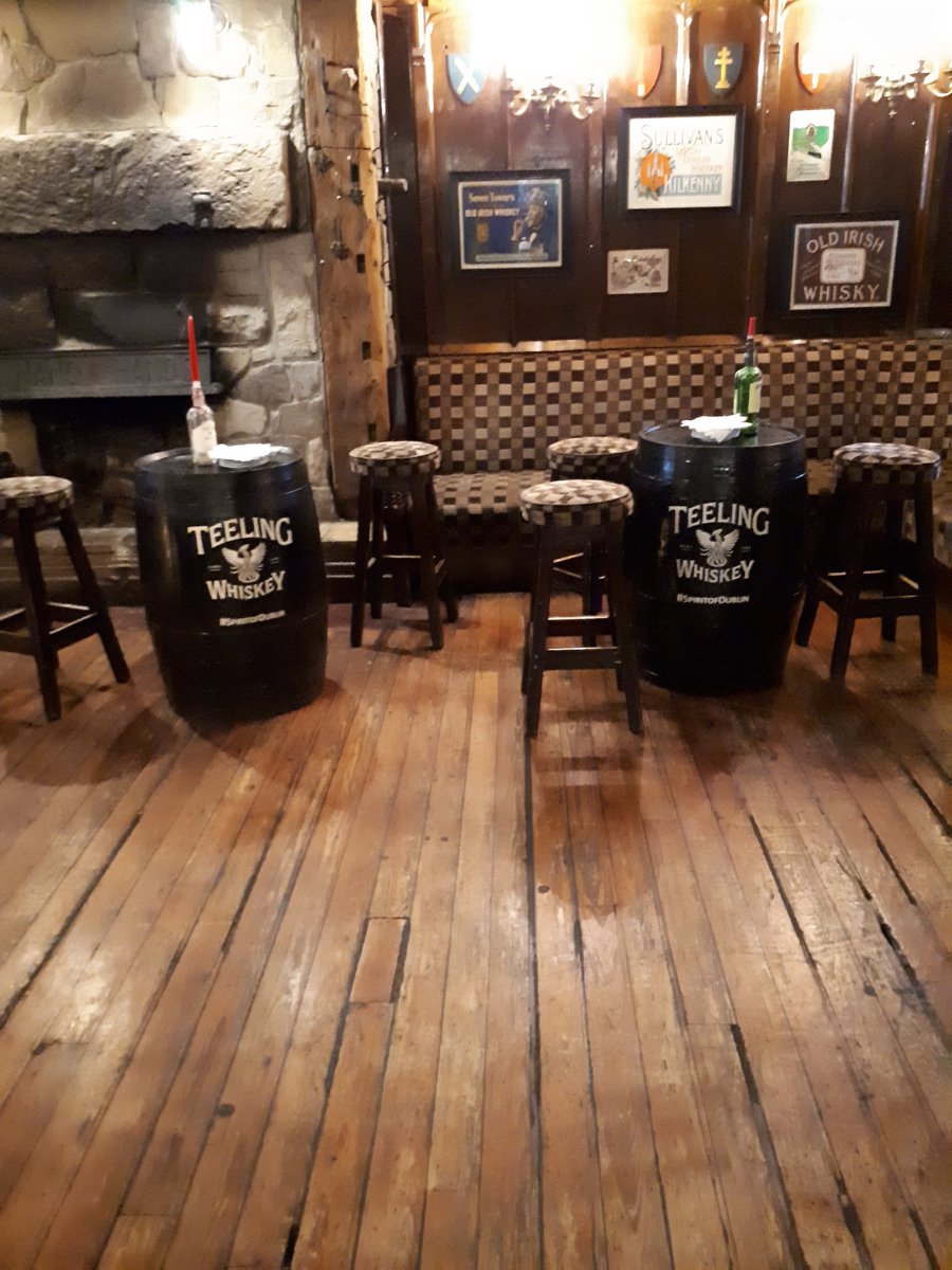 nancyhands1's tweet photo. Another successful night with our Teeling Whiskey In The Jar cocktails @TeelingWhiskey https://t.co/KWVGGLJ6cW