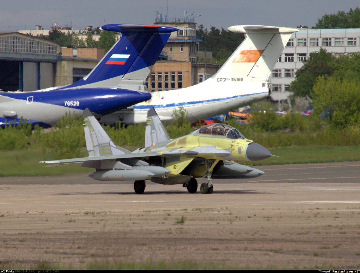 موقع Defence Blog : مصر تتسلم أول مقاتلتين من طراز MIG-35 قريباً  - صفحة 2 DBKd6DuXsAAM-6L