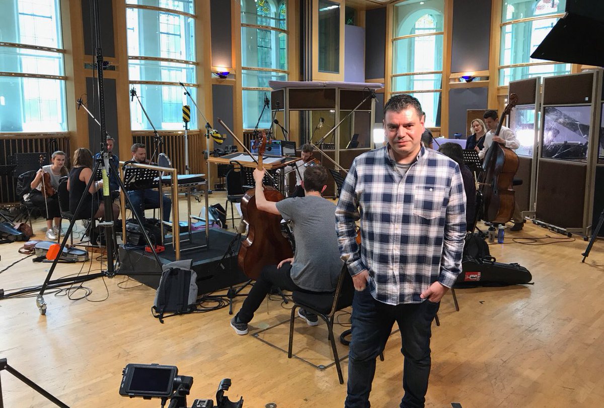 OuthouseStudios's tweet image. So @LordConnaught is at @AIRStudios  today working with an orchestra for @WeAreFocusrite 🎼🎻