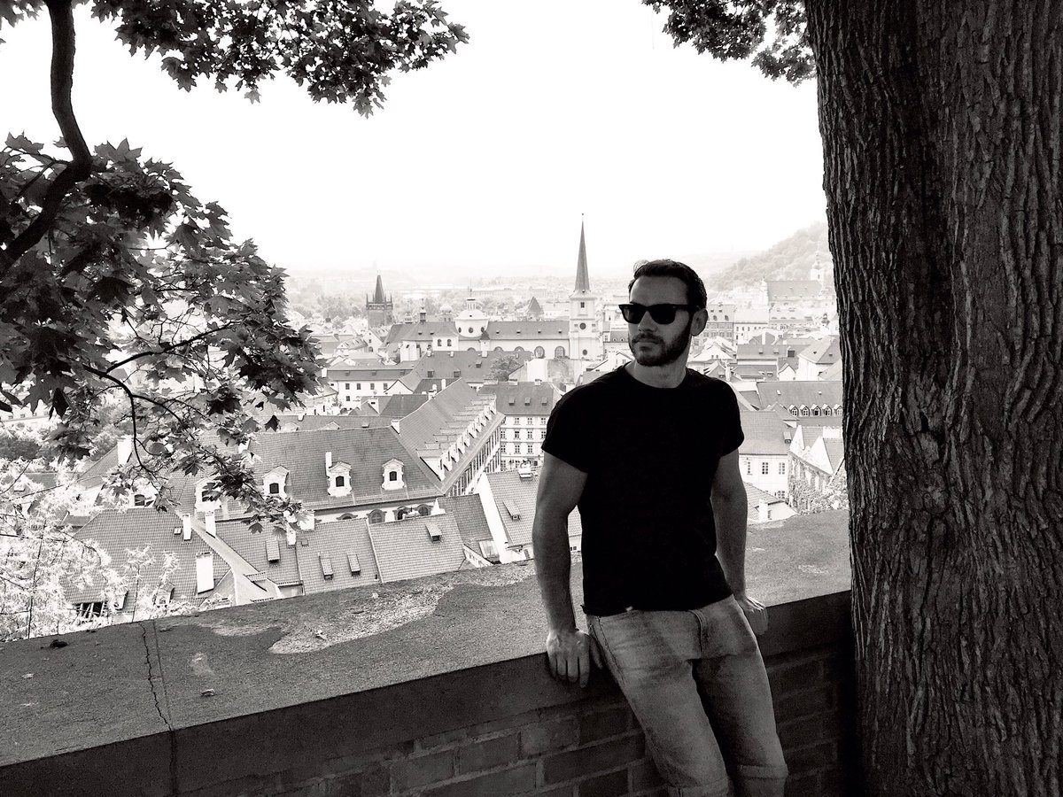 dj_diffley's tweet photo. Chilling out in Prague after a hectic bank holiday 🇨🇿🍺😎 https://t.co/Q0gWNgFLgi
